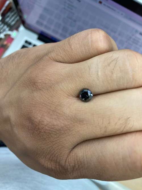 1.27cts Naturally Mined Black Diamond. Brilliant Round Cut - BARGAIN PRICE