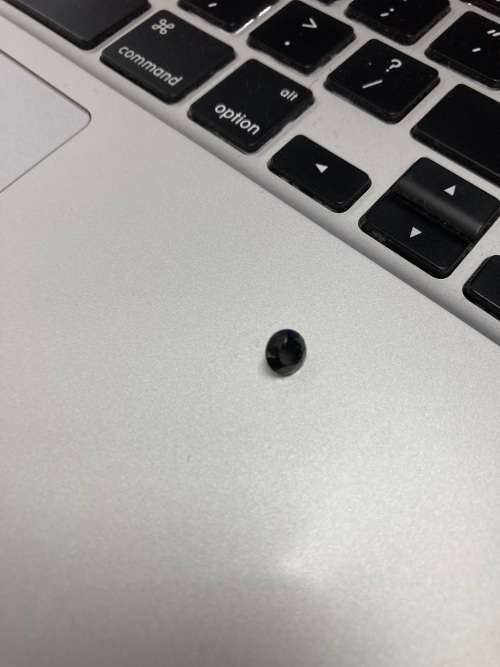 1.27cts Naturally Mined Black Diamond. Brilliant Round Cut - BARGAIN PRICE