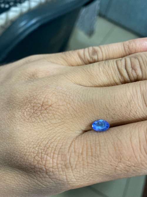 AMAZING 0.83cts - Natural Mined Oal Cut TANZANITE. 5mm x 7mm.