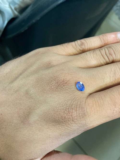 AMAZING 0.83cts - Natural Mined Oal Cut TANZANITE. 5mm x 7mm.