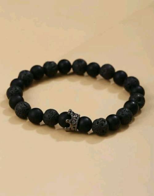 Black Beaded Bracelet (Crown)