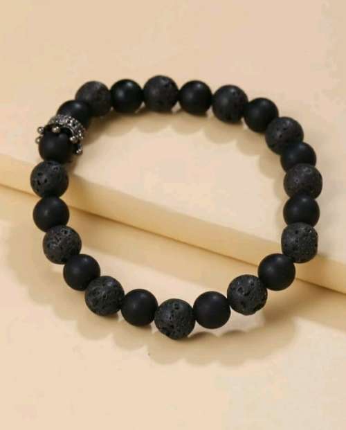 Black Beaded Bracelet (Crown)