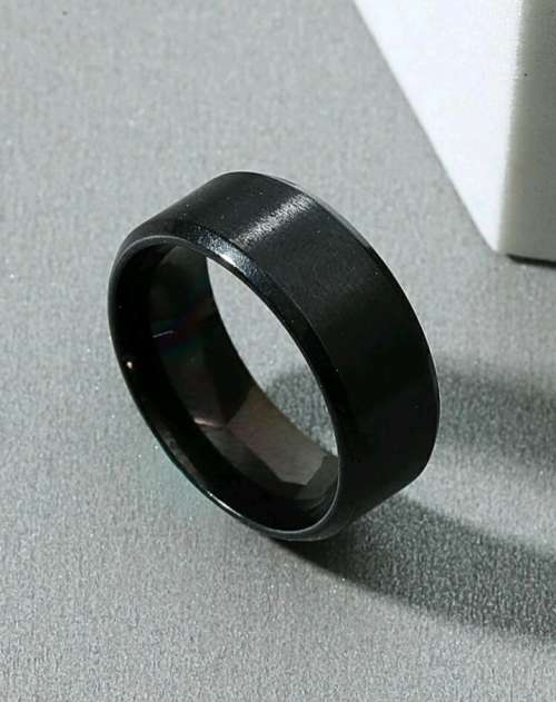 Mens Black Ring. Size 18