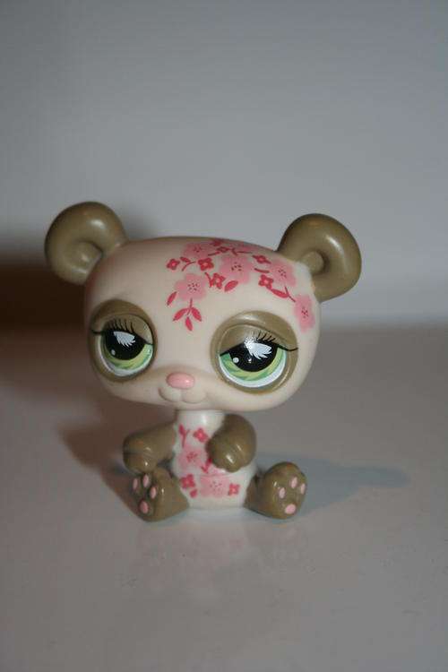 Littlest pet shop Panda