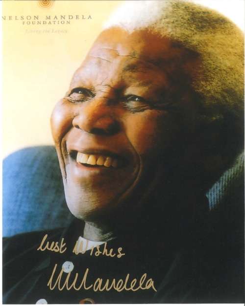 *** HAND SIGNED MANDELA PORTRAIT + CERTIFICATE of AUTHENTICITY ***