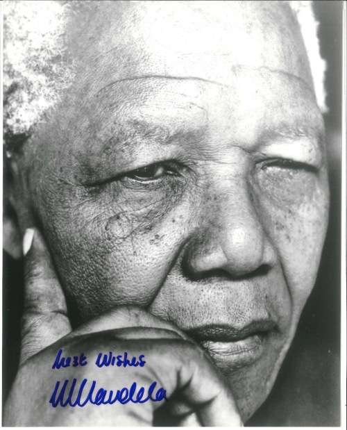 *** HAND SIGNED MANDELA PORTRAIT + CERTIFICATE of AUTHENTICITY ***