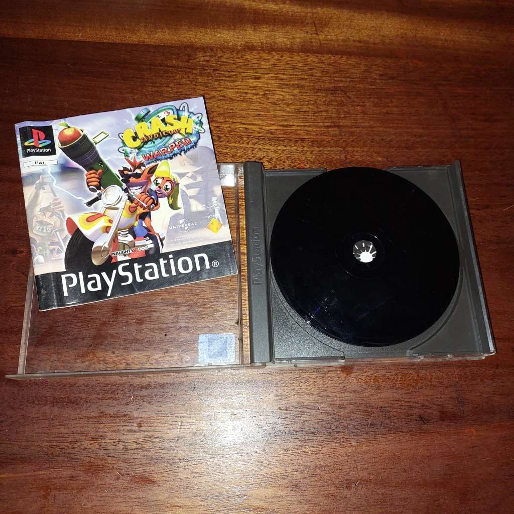 Original playstation 1 game Crash Bandicoot