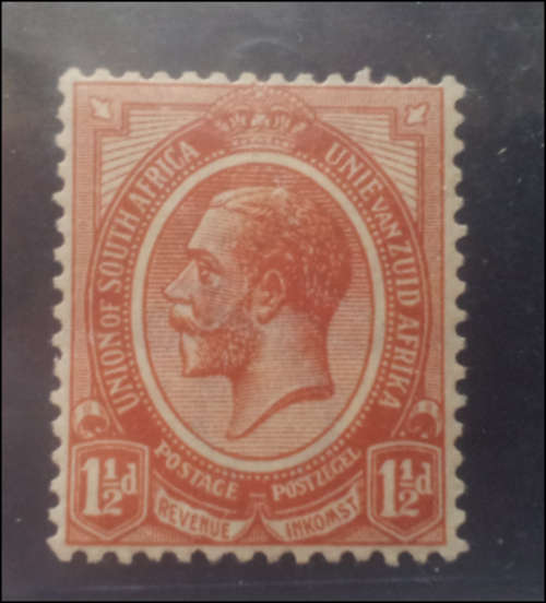 ***REDUCED FROM R55***UNION OF SOUTH AFRICA 1913 1 1/2d VARIETY - MISSING BOTTOM HALF OF WMK***