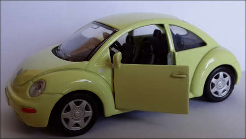 ***MINT CONDITION! VW BEETLE SCALE 1:36 UNBOXED***