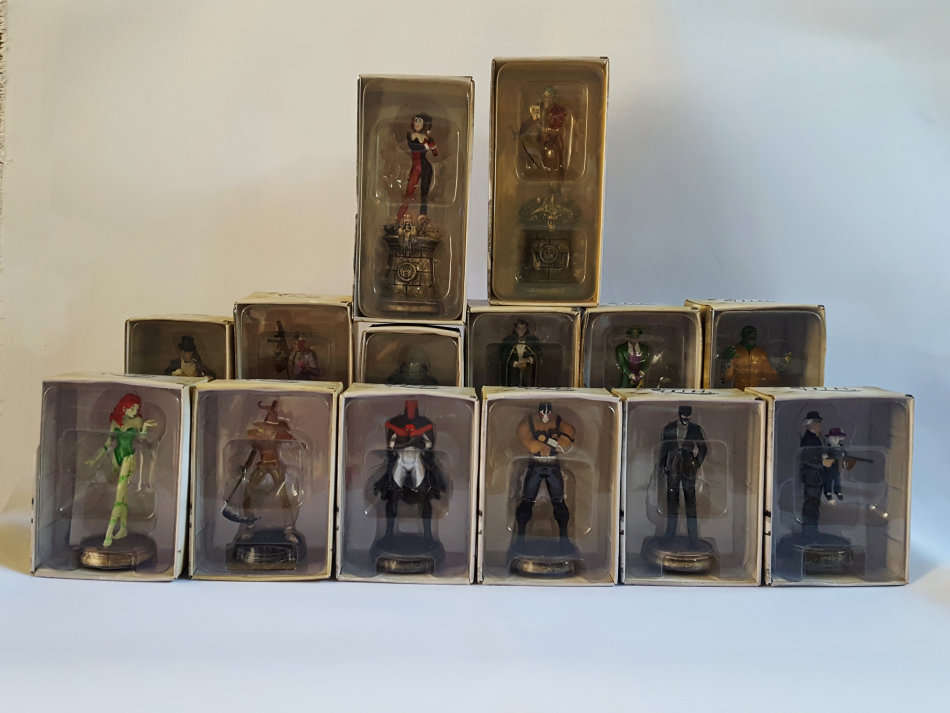 Eaglemoss Batman Chess Set