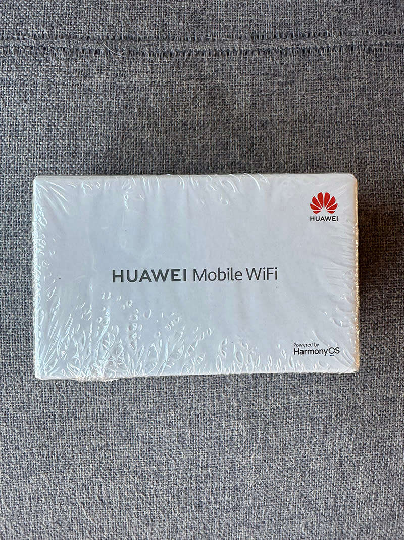 Samsung Galaxy A32 128GB Single Sim Includes Huawei WiFi Router