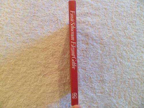 Emsie Schoeman - Elegant Geklee