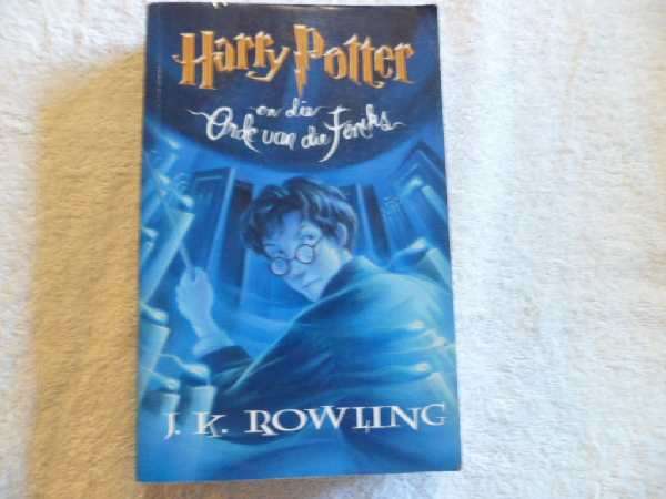 Harry Potter en die Orde van die Feniks - J.K. Rowling