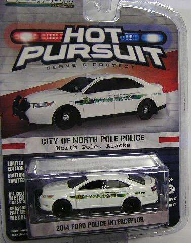 Greenlight Diecast Model Car Hot Pursuit Police Series Ford Interceptor 2014 North Pole Alaska 1/64