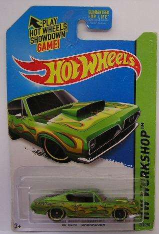 Hotwheels Hot Wheels Diecast Model Car 2015 213 / 250 Plymouth Hemi Barracuda 1968 1/64 scale new