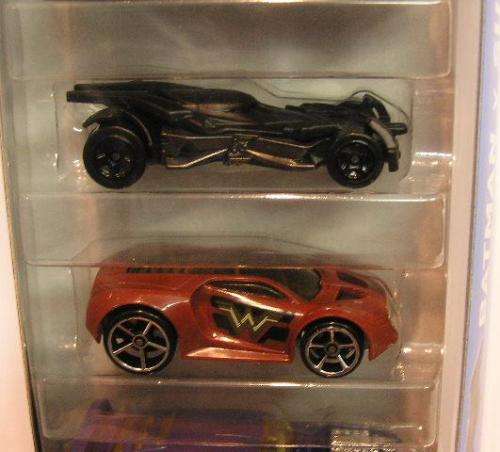 Hotwheels Hot Wheels Diecast Model Car Set 5 pk Batman vs Superman 1/64 scale new in pack