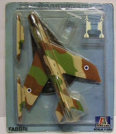 Italeri Diecast Model Plane Super Mystere B2 B 2 Military 1/100 scale new in pack