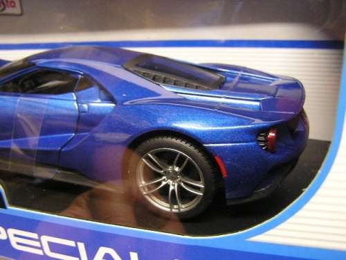 Maisto Diecast Model 31384 Ford GT 2017 1/18 scale new in pack
