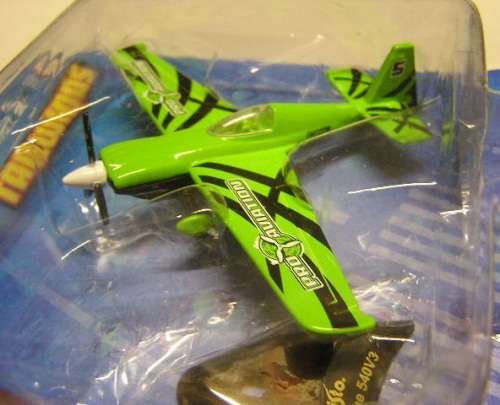 Maisto Diecast Model Plane Zivko Edge 540 V3 Stunt Plane new in pack