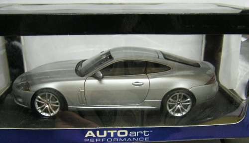 AutoArt Auto Art Diecast Model Car 73631 Jaguar XK Coupe 2006 1/18 scale new in pack