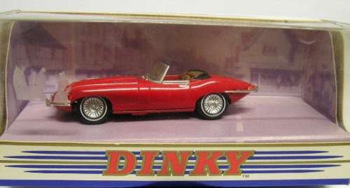Matchbox Dinky Diecast Model Car DY 18 Jaguar E Type Mk I 1/2 1968 Conv 1/43 scale new in pack