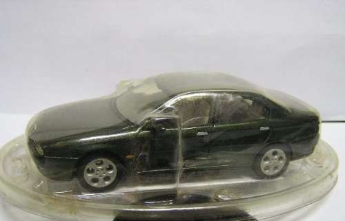 Italian Diecast Model Car Collection Solido Alfa Romeo 166 1/43 scale new in pack