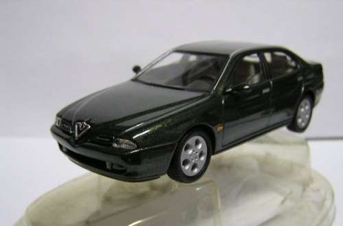 Italian Diecast Model Car Collection Solido Alfa Romeo 166 1/43 scale new in pack