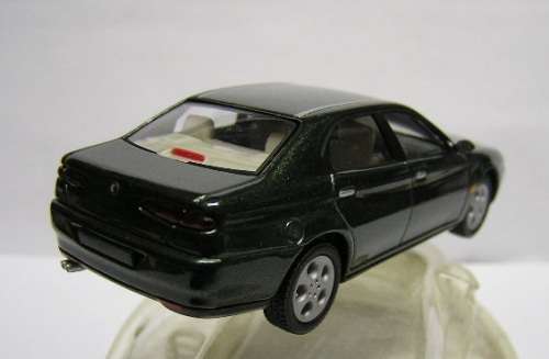 Italian Diecast Model Car Collection Solido Alfa Romeo 166 1/43 scale new in pack