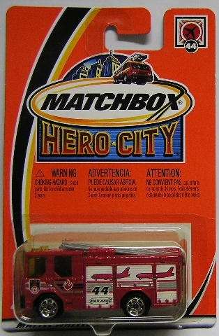 Matchbox Diecast Model Car 2003 No 44 Dennis Sabre Fire Truck Fire Engine new in pack