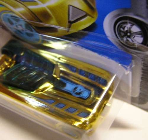 Hotwheels Hot Wheels Diecast Model Car Treasure Hunt 2017 Pharodox Super Chromes new in pack