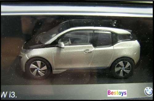 Diecast Model Car Dealer Model BMW I 3 I3 1/43 scale new in pack