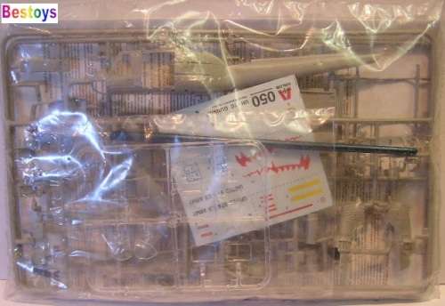 Italeri Model Kit 71050 Huey UH 1C 1 C Gunship Helicopter Chopper 1/72 OO railway scale new in pack