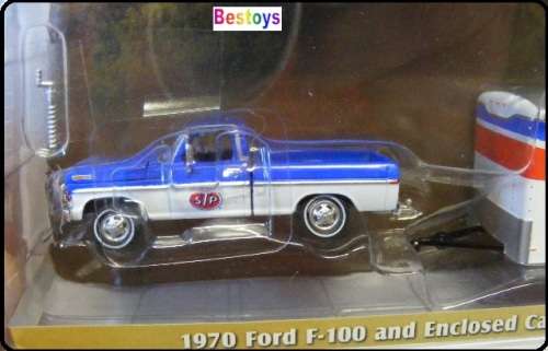 Greenlight Diecast Model Car Set Hitch & Tow Ford F 100 F100 Pickup 1970 + Trailer "STP" 1/64 scale
