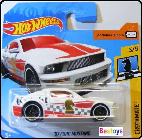 Hotwheels Hot Wheels Diecast Model Car 2018 289 / 365 Ford Mustang 2007 "Knight" Checkmate 1/64 scal