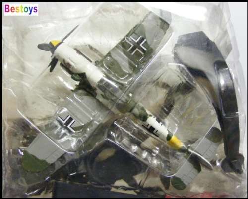 Diecast Model Plane Messerschmitt BF 109F 1942 WW 2 WW2 Germany 1/72 scale new in pack