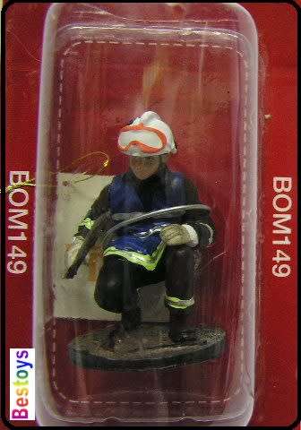 Firefighters Fireman Diecast Figure Collection Arson Inspection Yvelines France 2009 54 mm new in pa