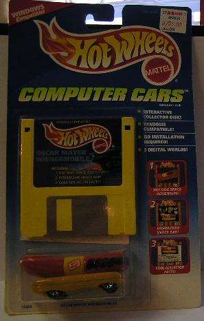 Hotwheels Diecast Model Car Computer Car Oscar Mayer Wienermobile + Disk ,1995 on card , new in pack