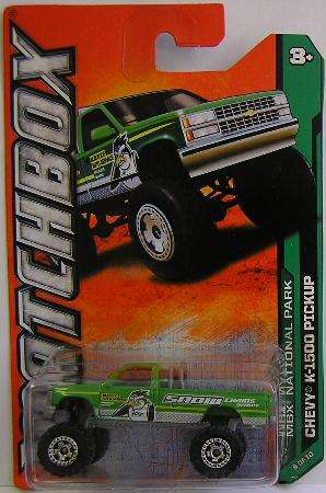 Matchbox Diecast Model Car No 116 Chevy Chevrolet K 1500 Pickup "Snow Chains" 2011 on card new
