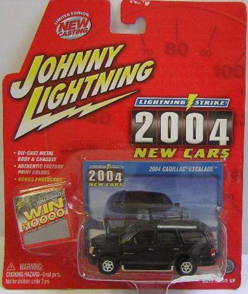 Johnny Lightning Diecast Model Car 2004 Series Cadillac Escalade 2004 on card new in pack
