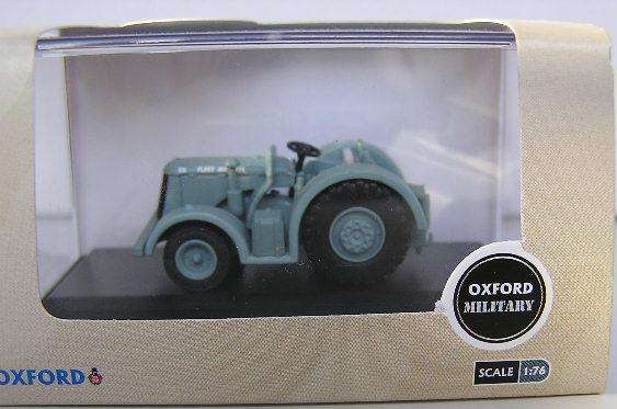 Oxford Diecast Model DBT002 David Brown Tractor Royal Navy Air Arm 1/76 OO railway scale new in pack
