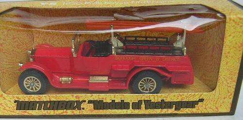 Matchbox Models of Yesteryear Diecast Truck Y 6 Rolls Royce Fire Engine 1/48 scale 1977 on box