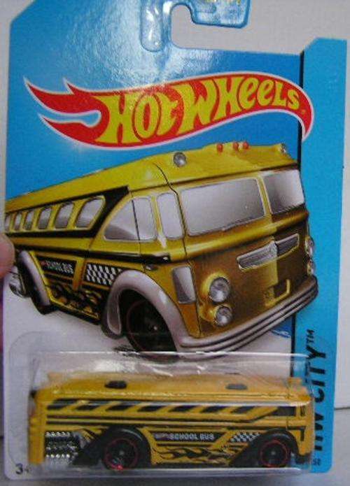 Hotwheels Hot Wheels Diecast Model Car 2014 3 / 250 Surfin School Bus 1/64 scale new in pack