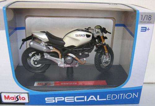 Maisto Diecast Model Motorcycle Bike Ducati Monster 696 1/18 scale new in pack