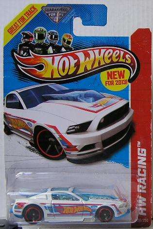 Hotwheels Hot Wheels Diecast Model Car First Ed 2013 106 / 250 Ford Mustang GT 2013 No 5 Race Team
