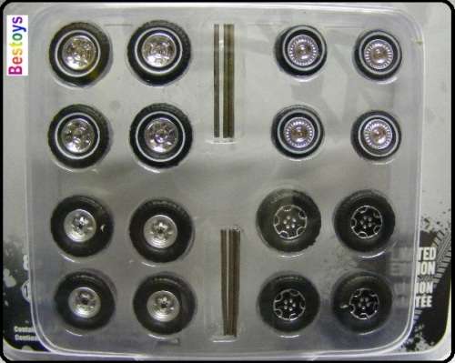 Greenlight Model Car Wheel Set Jeep rubber real riders 1/64 scale new in pack