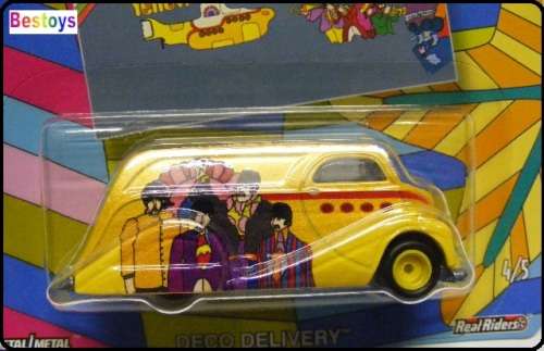 Hot Wheels Hotwheels Diecast Model Car Set Pop Culture Beatles VW Kombi GMC Combat Medic Deco Delive