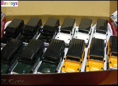 RMZ Diecast Model Car 30 Land Rover Defender 110 1/36 scale new