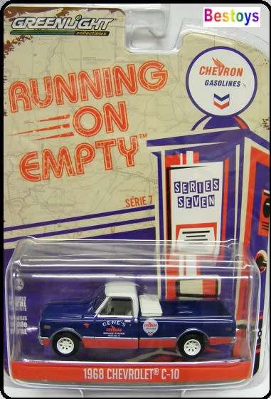 Greenlight Diecast Model Car Running on Empty Chevy Chevrolet C 10 C10 Pickup 1968 "Chevron" 1/64 sc