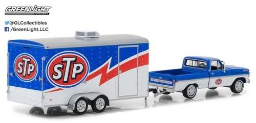 Greenlight Diecast Model Car Set Hitch & Tow Ford F 100 F100 Pickup 1970 + Trailer "STP" 1/64 scale
