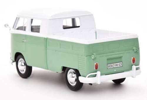 Motormax Diecast Model Car 79343 VW Volkswagen Kombi T 1 T1 Doublecab Pickup 1/24 scale new